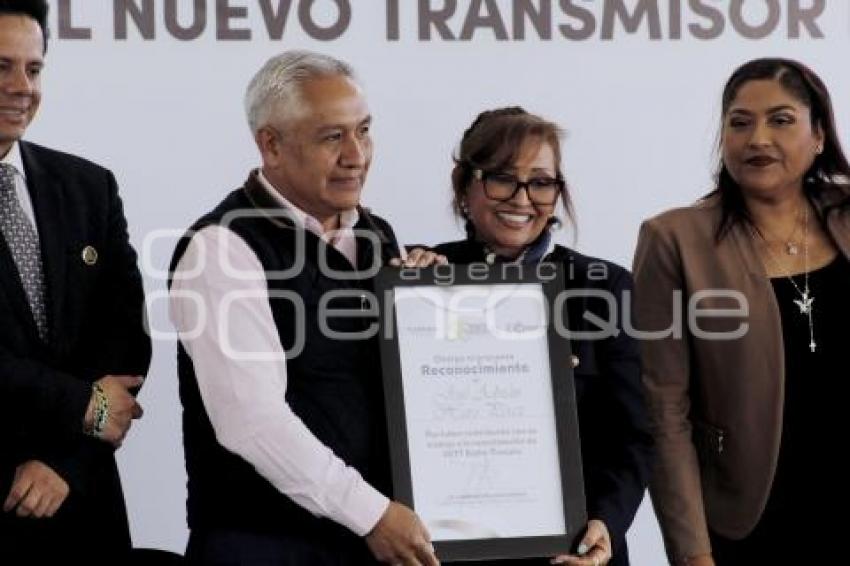 TLAXCALA . NUEVO TRANSMISOR RADIO