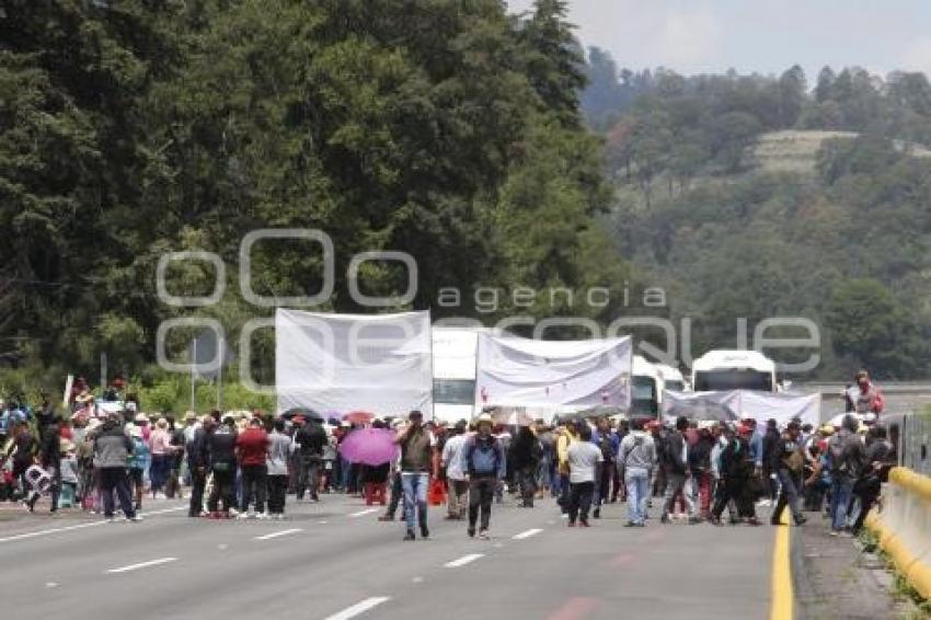 BLOQUEO AUTOPISTA MÉXICO-PUEBLA