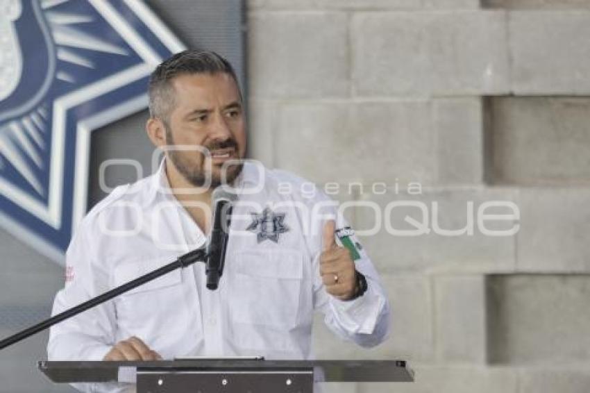 ADÁN DOMÍNGUEZ