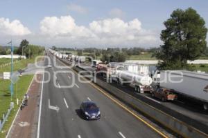BLOQUEO AUTOPISTA