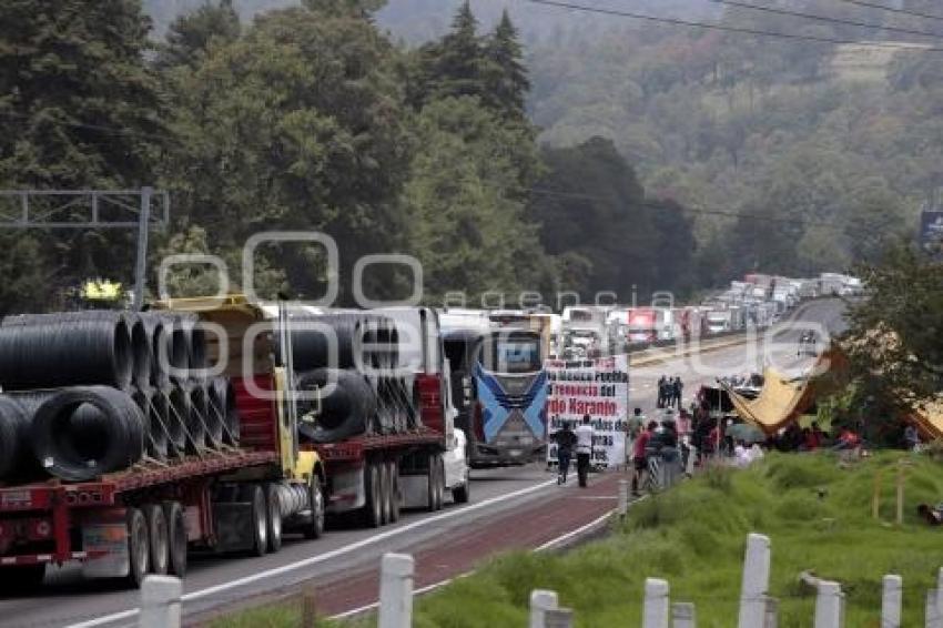 BLOQUEO AUTOPISTA