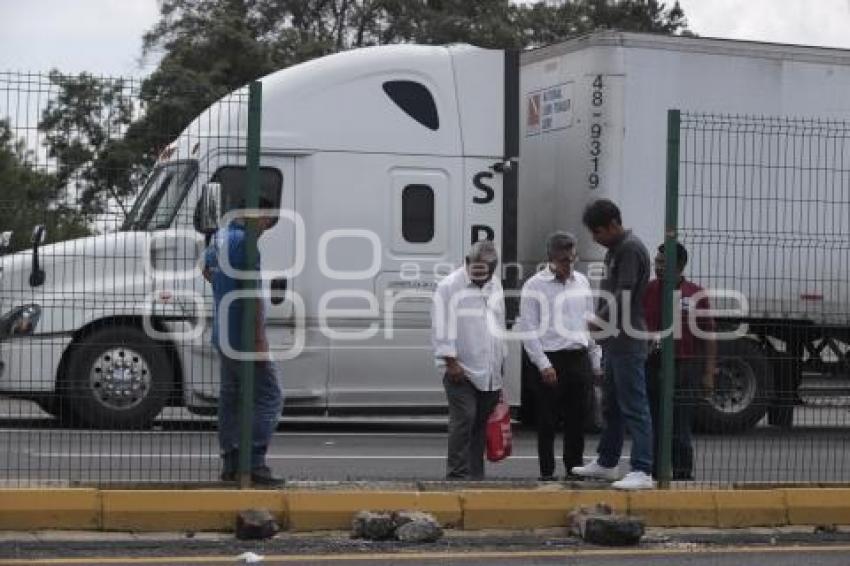 BLOQUEO AUTOPISTA