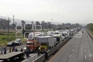 BLOQUEO AUTOPISTA