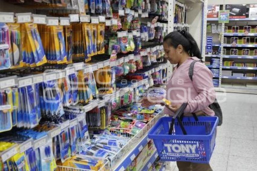 REGRESO A CLASES . PAPELERÍAS