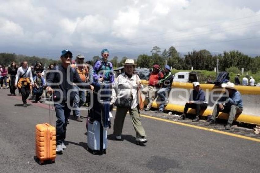 BLOQUEO AUTOPISTA
