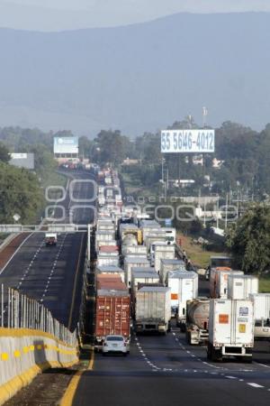 BLOQUEO AUTOPISTA