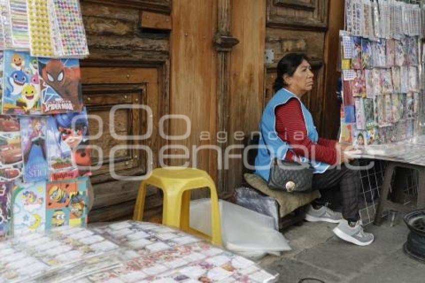 AMBULANTES . PAPELERÍAS