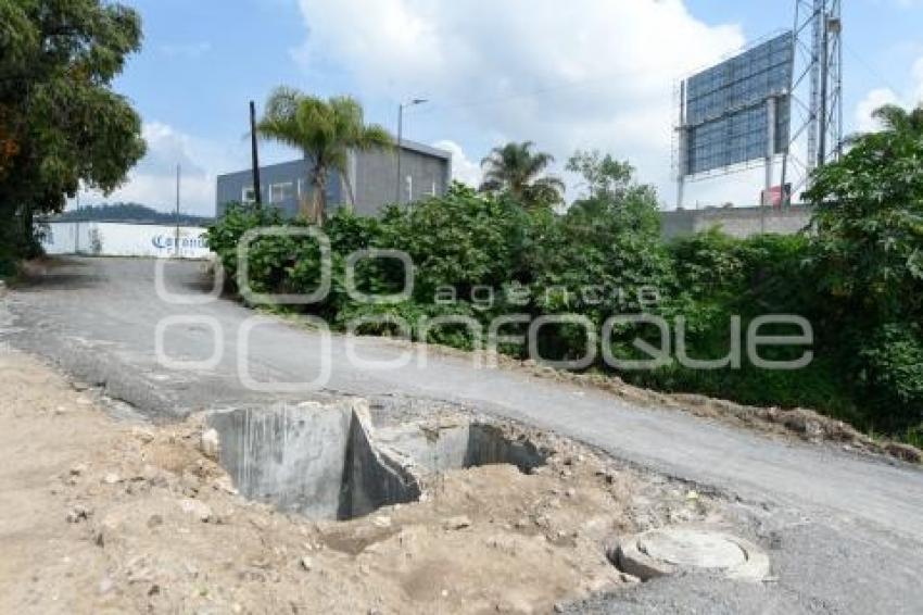 TLAXCALA . ESCOMBROS PUENTE VEHICULAR
