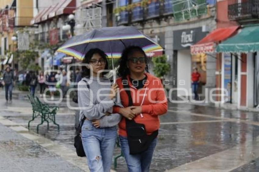 CLIMA . LLUVIA