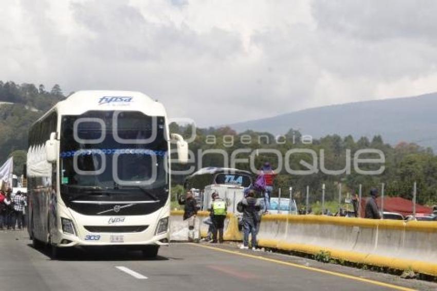 BLOQUEO AUTOPISTA