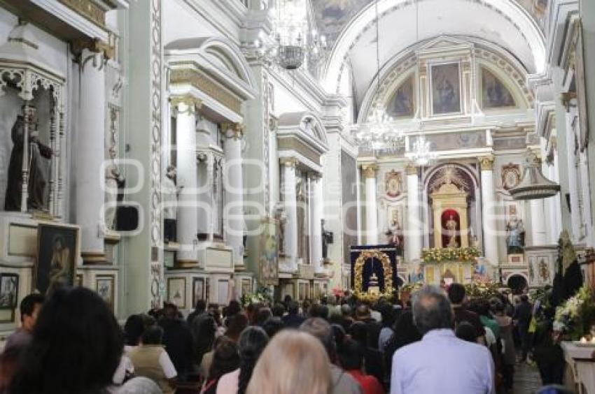 MISA . NIÑO CIEGUITO