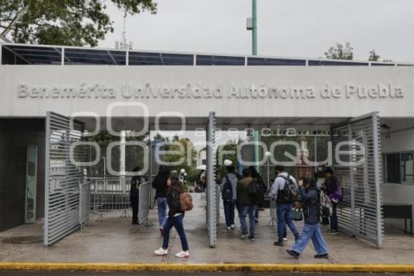 BUAP . REGRESO A CLASES