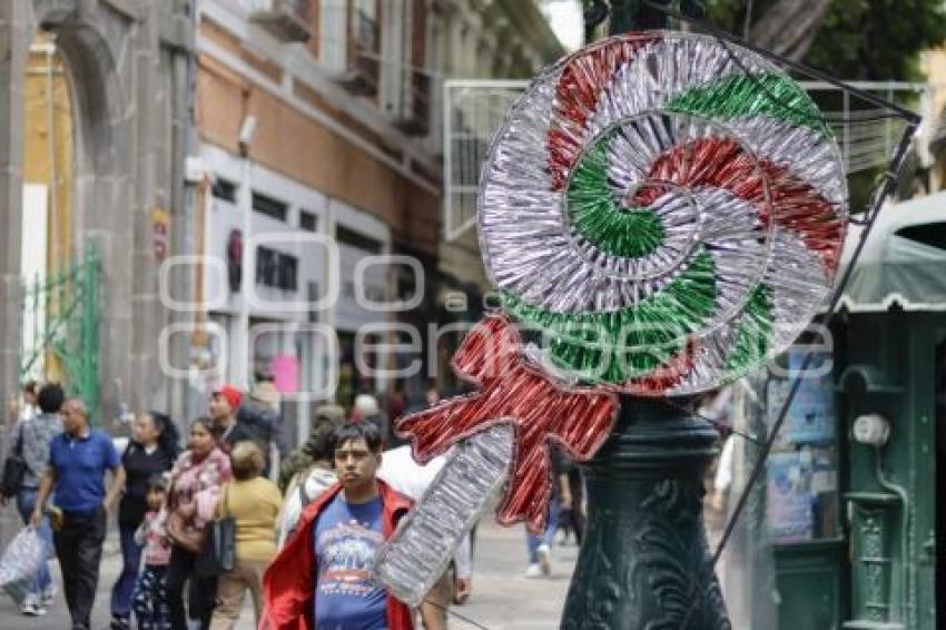 ADORNOS PATRIOS