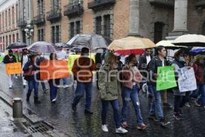 MANIFESTACIÓN . SECTOR SALUD