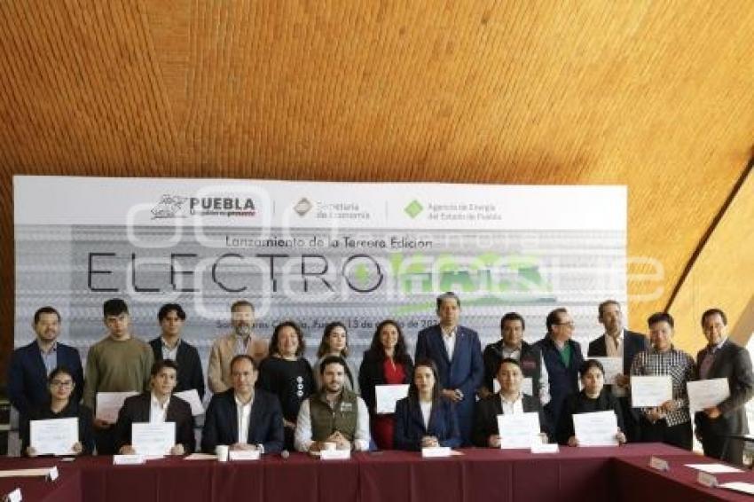 ECONOMÍA . ELECTRO HACK