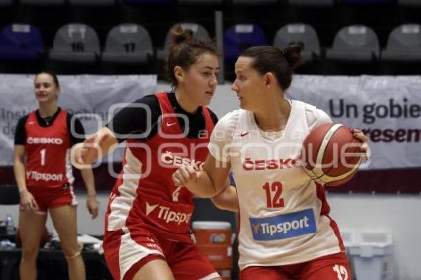BALONCESTO FEMENIL . SELECCIÓN REPÚBLICA CHECA