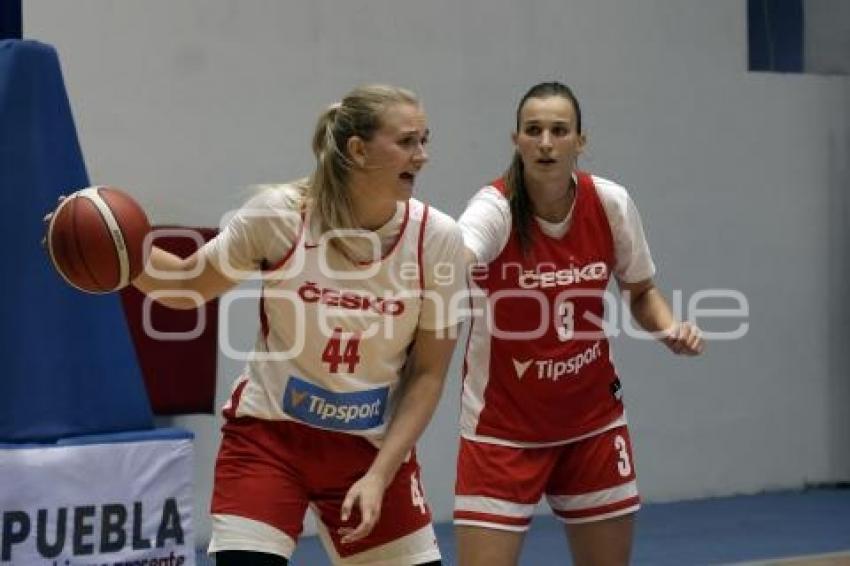 BALONCESTO FEMENIL . SELECCIÓN REPÚBLICA CHECA