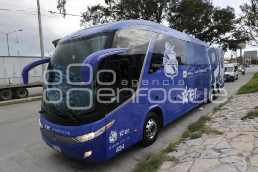 FÚTBOL . CLUB PUEBLA VS MONTERREY