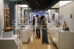 NOCHE DE MUSEOS