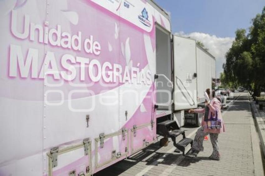 SMDIF . UNIDAD MOVIL DE MASTOGRAFÍAS