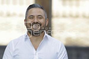ADÁN DOMÍNGUEZ