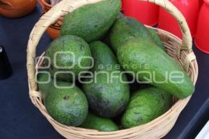 ATLIXCO . DÍA AGUACATE FUERTE