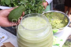 ATLIXCO . DÍA AGUACATE FUERTE