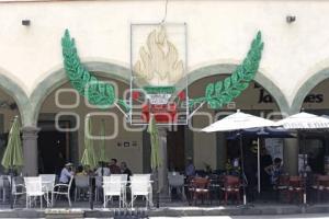 SAN PEDRO CHOLULA .  ADORNOS PATRIOS 