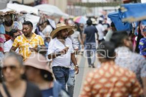 SAN PEDRO CHOLULA . TURISTAS