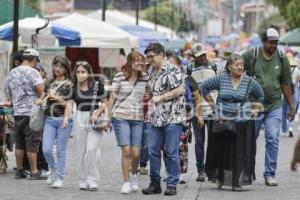 SAN PEDRO CHOLULA . TURISTAS