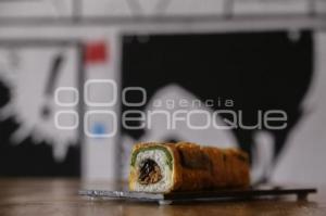 SUSHI . CHILE EN NOGADA
