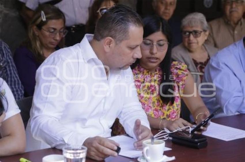 ALEJANDRO CARVAJAL