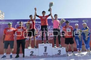 CARRERA POR LA MUJER 
