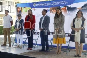SAN ANDRÉS CHOLULA . ENTREGA KITS ESCOLARES 