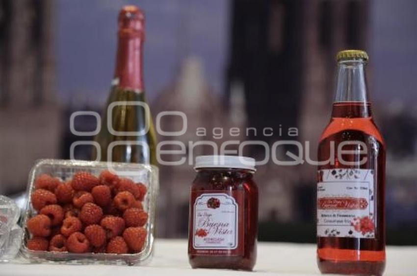 TURISMO . FERIA DE BERRIES