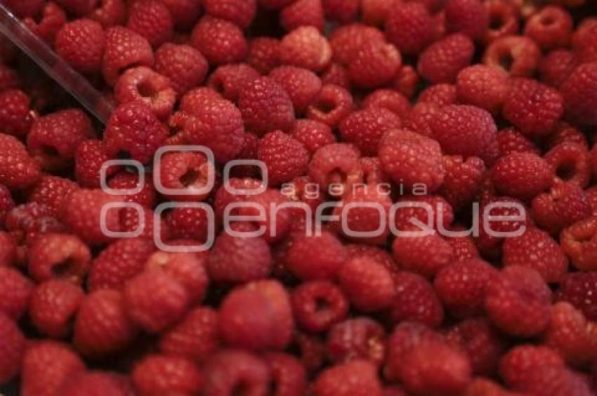 TURISMO . FERIA DE BERRIES