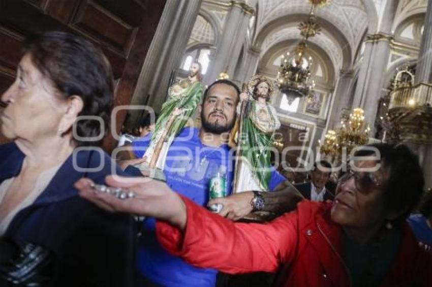 RELIQUIA SAN JUDAS TADEO . FILA
