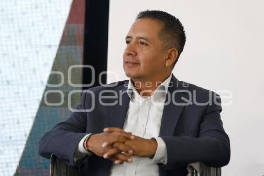 EDMUNDO TLATEHUI