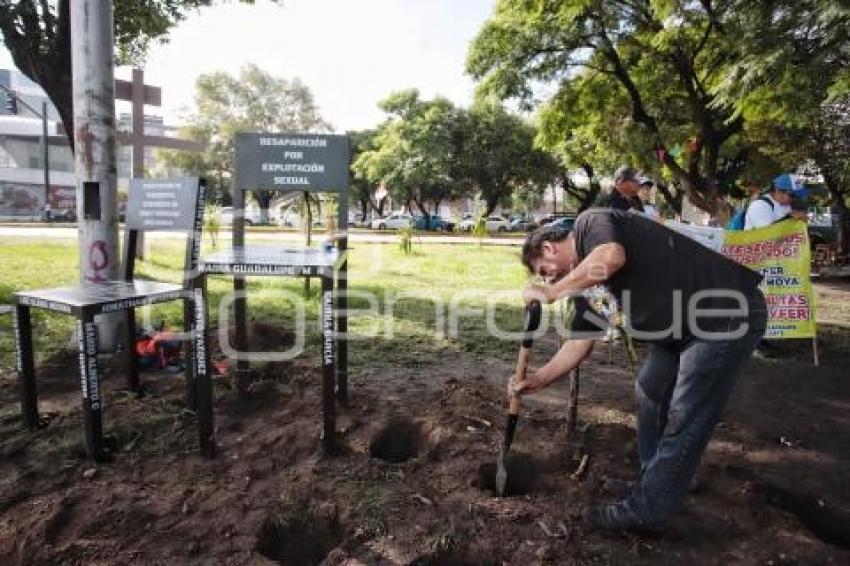 ANTI - MONUMENTO . PERSONAS DESAPARECIDAS