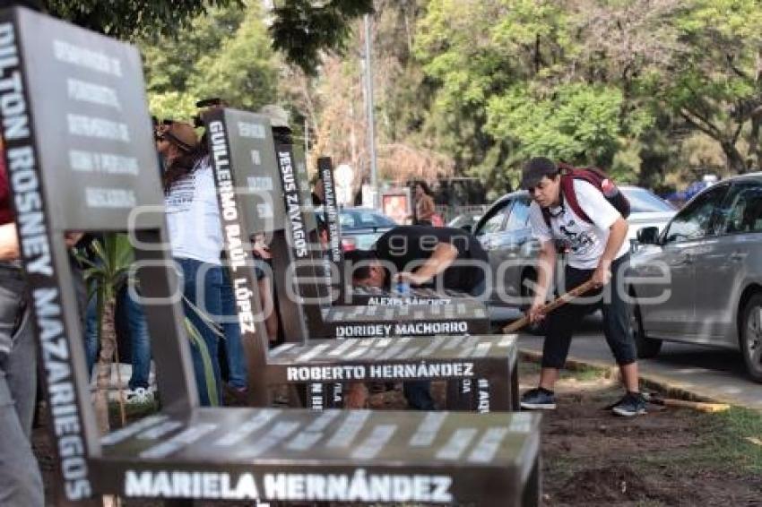ANTI - MONUMENTO . PERSONAS DESAPARECIDAS
