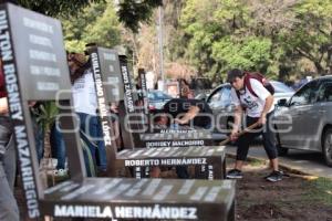 ANTI - MONUMENTO . PERSONAS DESAPARECIDAS