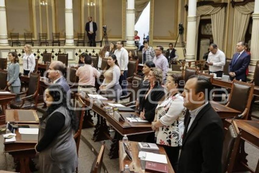 CONGRESO . SESIÓN EXTRAORDINARIA