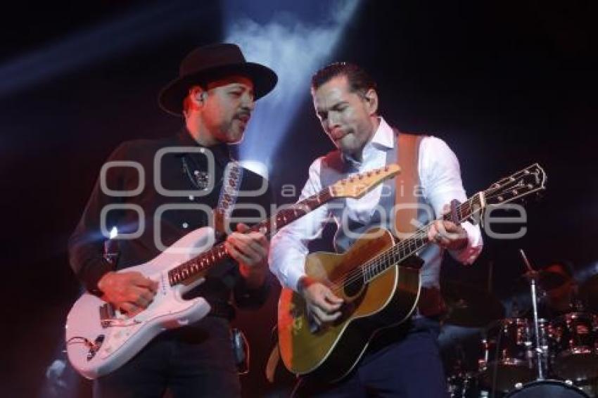CONCIERTO . JUAN SOLO
