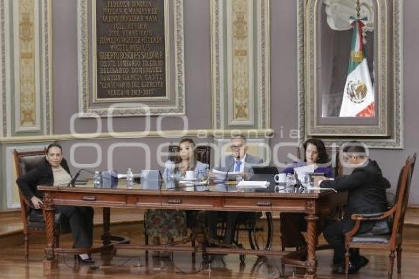 CONGRESO . SESIÓN EXTRAORDINARIA