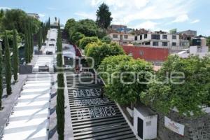 TLAXCALA . ESCALINATAS LOS HÉROES
