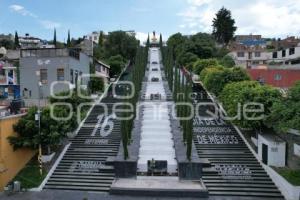 TLAXCALA . ESCALINATAS LOS HÉROES