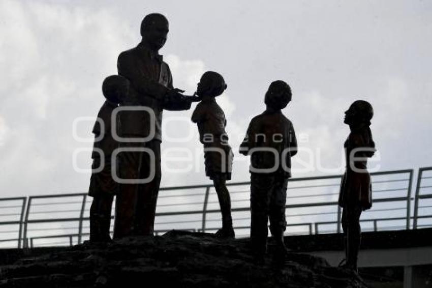 MONUMENTO ROTARIOS