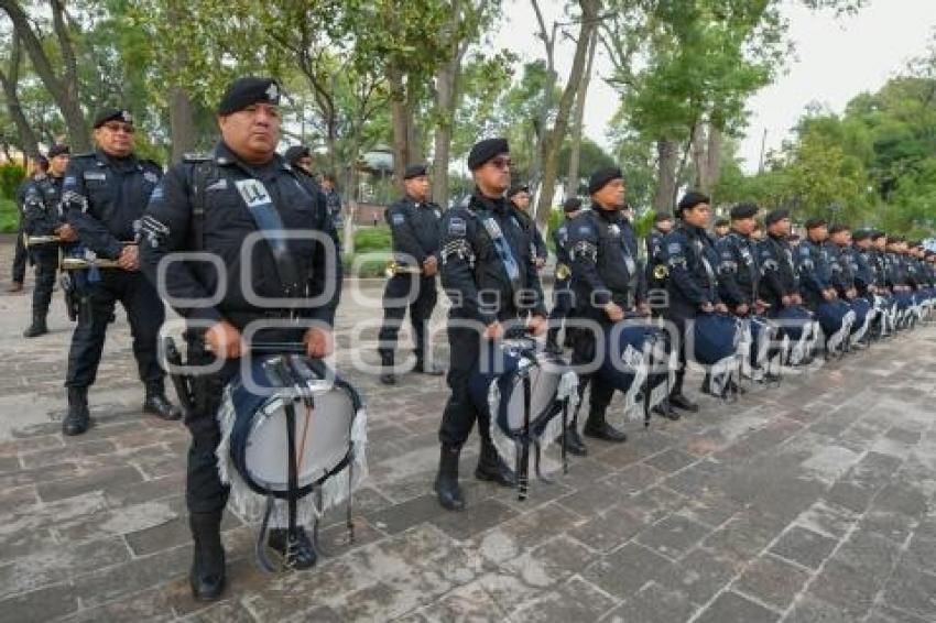 TLAXCALA . IZAMIENTO DE BANDERA