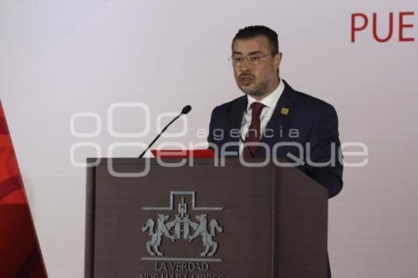 IBERO . INFORME RECTOR