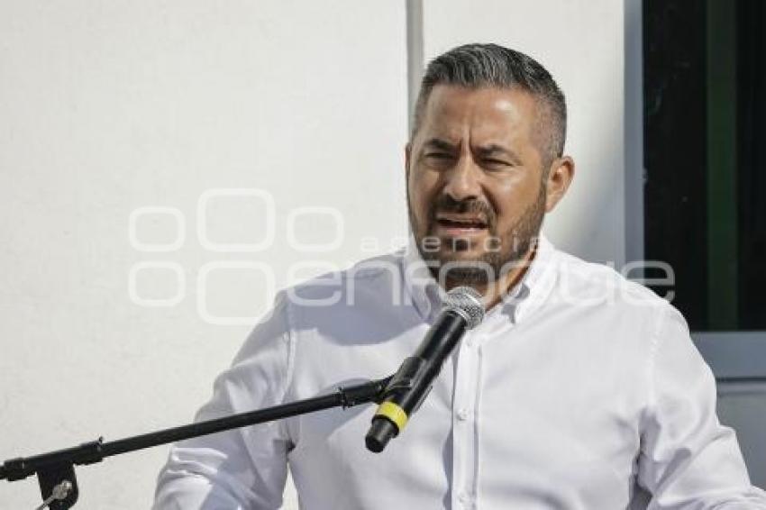 ADÁN DOMÍNGUEZ